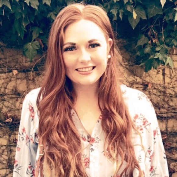 Meet your Posher, Anna - Picture 2 of 4